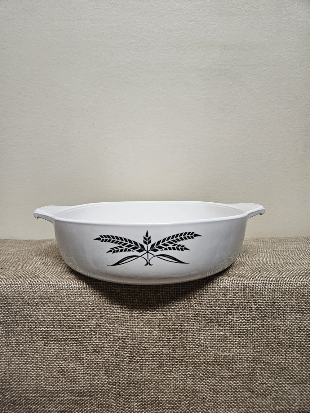 Anchor Hocking Black Wheat Pattern Casserole Dish - No Lid